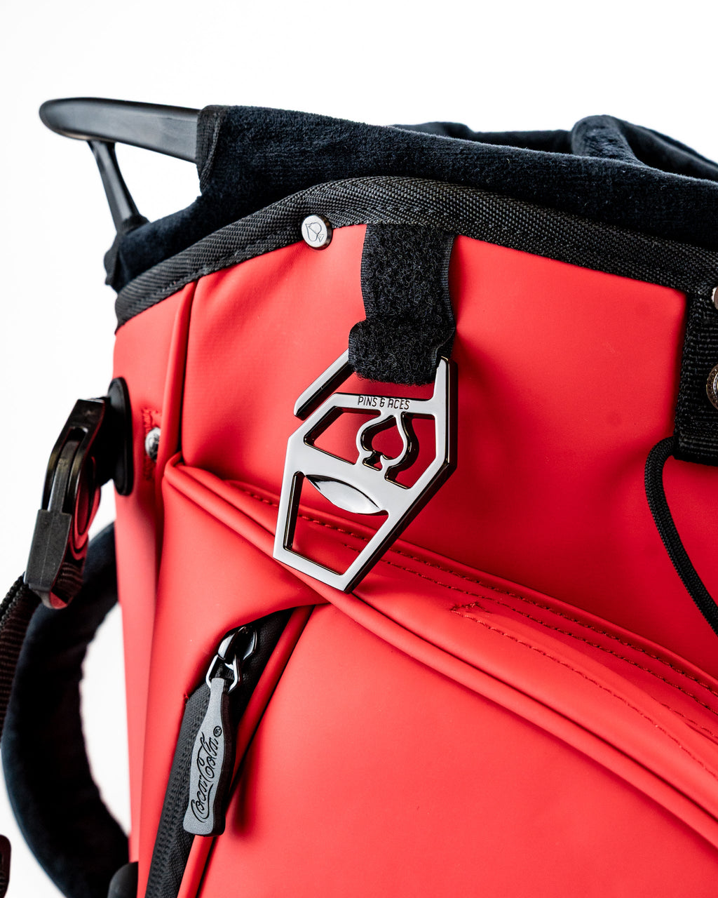 6.Player Preferred™ Golf Bag - Coca-Cola