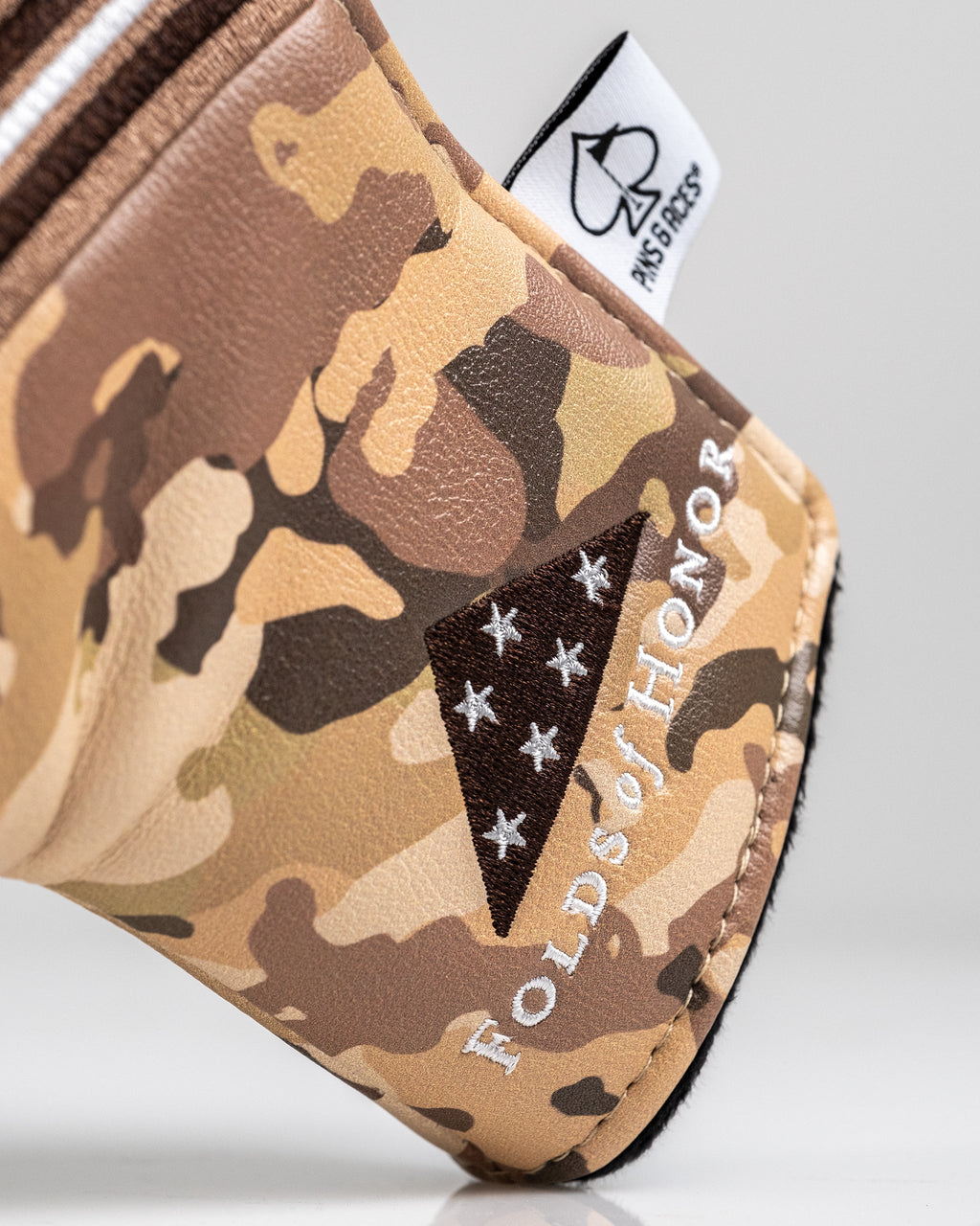 BC.Folds of Honor 2.0 - Blade Putter Cover