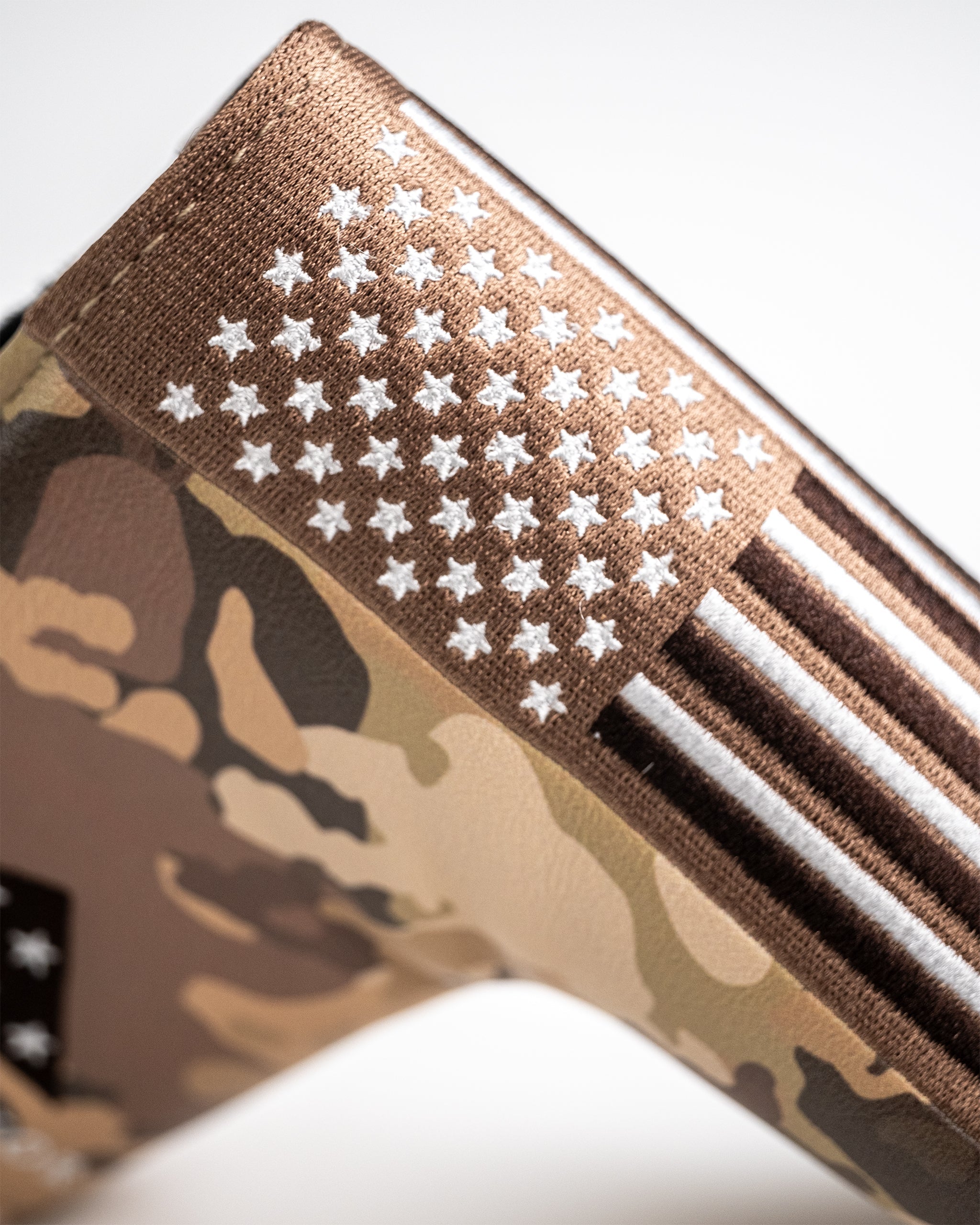 BC.Folds of Honor 2.0 - Blade Putter Cover