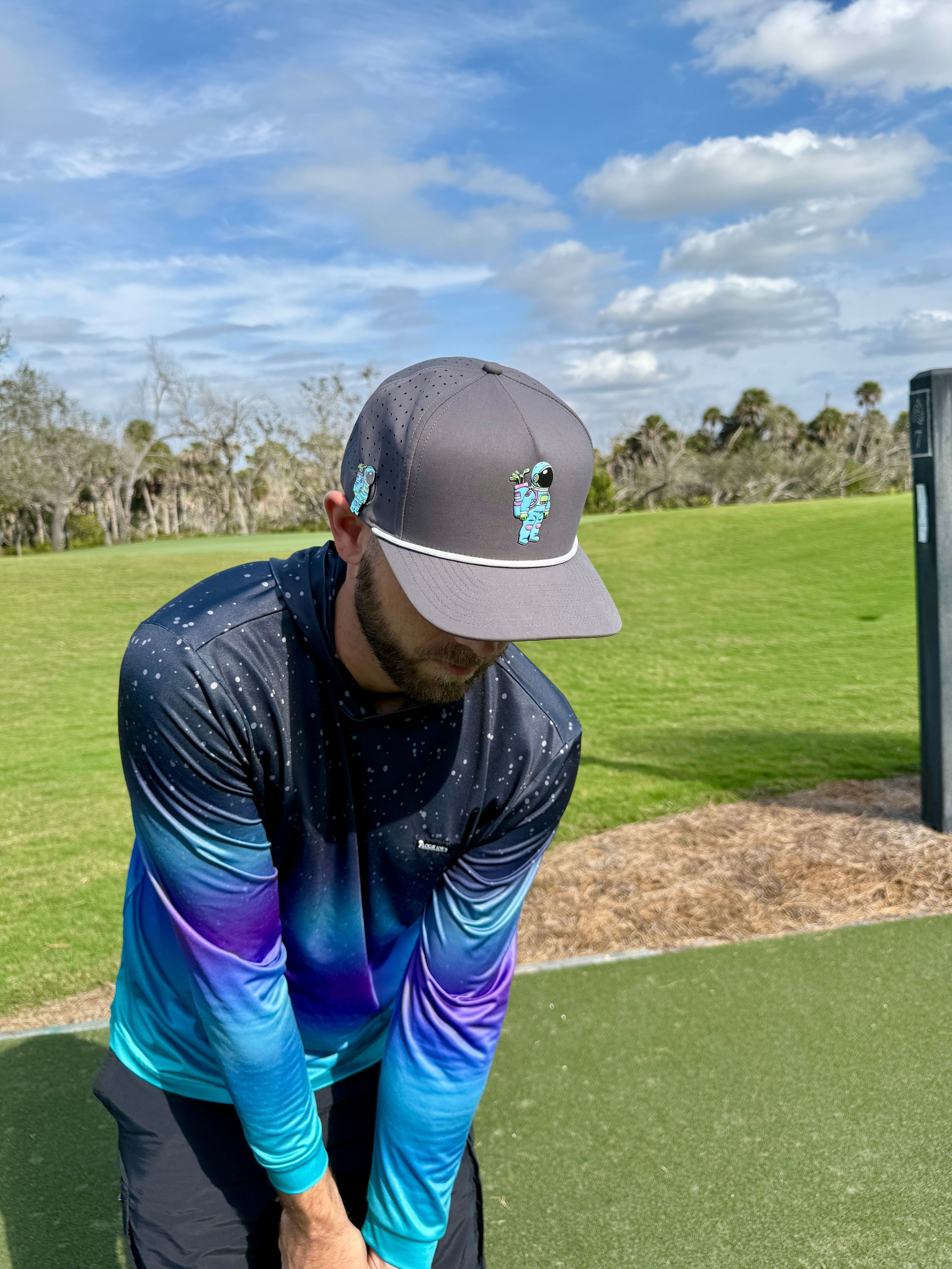 7.1Astronaut Walker Golf Hat | Snapback Cap | Built-in Magnetic Ball Marker Holder + Marker Included | Adjustable Gray
