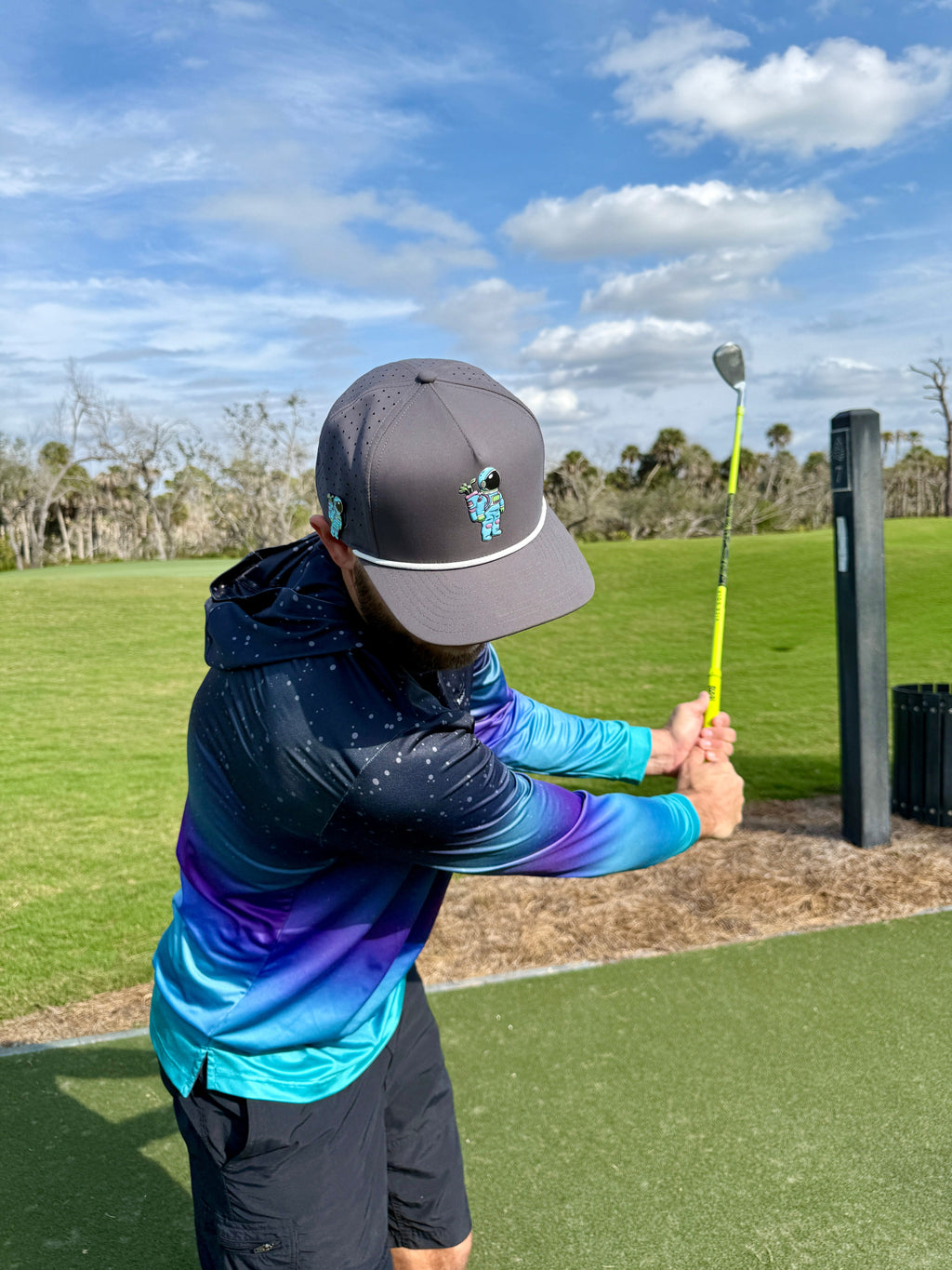 7.1Astronaut Walker Golf Hat | Snapback Cap | Built-in Magnetic Ball Marker Holder + Marker Included | Adjustable Gray