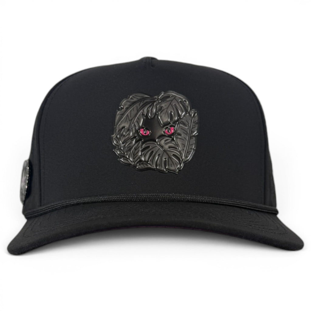 7.1Night Stalker Golf Hat | Snapback Cap | Built-in Magnetic Ball Marker Holder + Marker Included | Adjustable | Animal Eyes Black