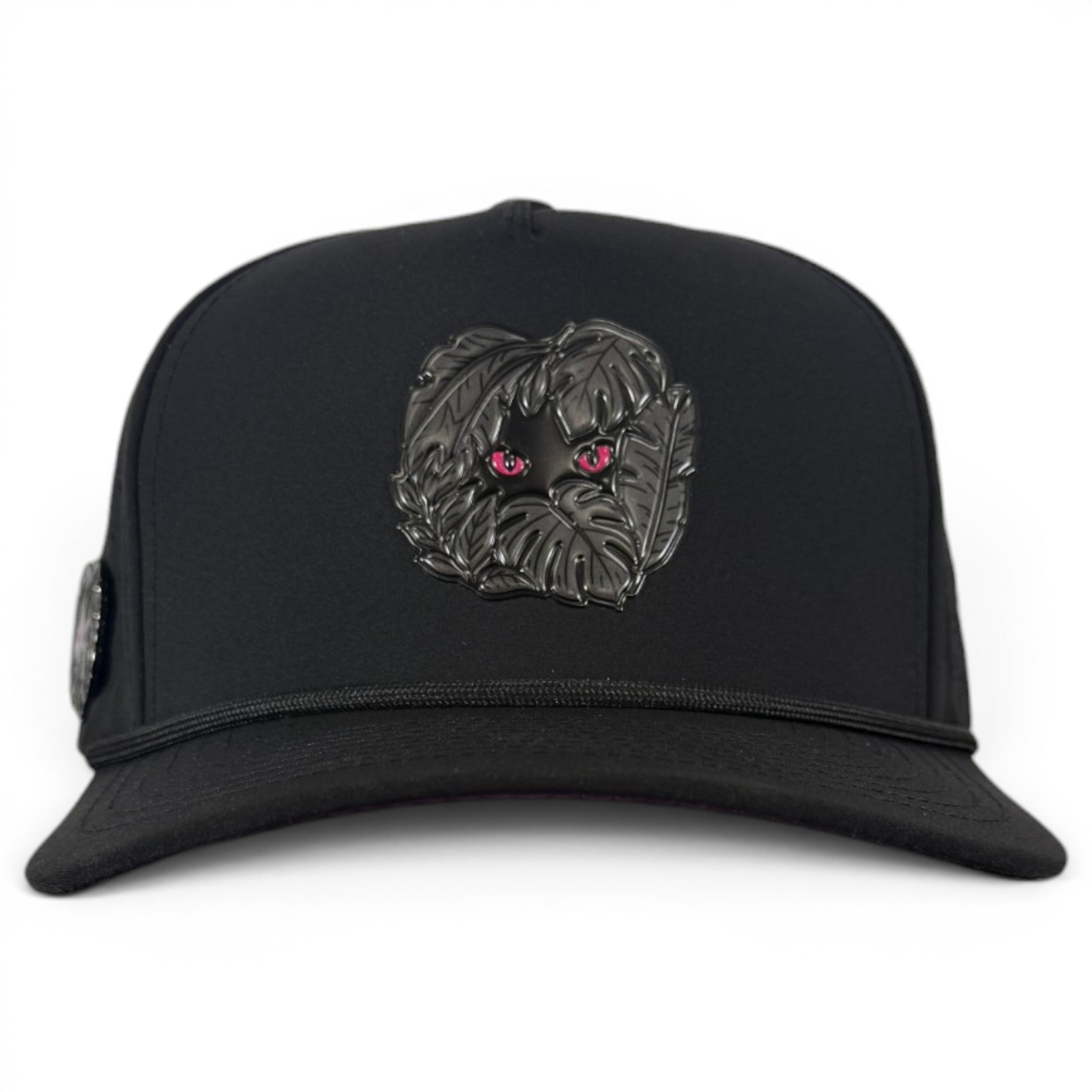 7.1Night Stalker Golf Hat | Snapback Cap | Built-in Magnetic Ball Marker Holder + Marker Included | Adjustable | Animal Eyes Black