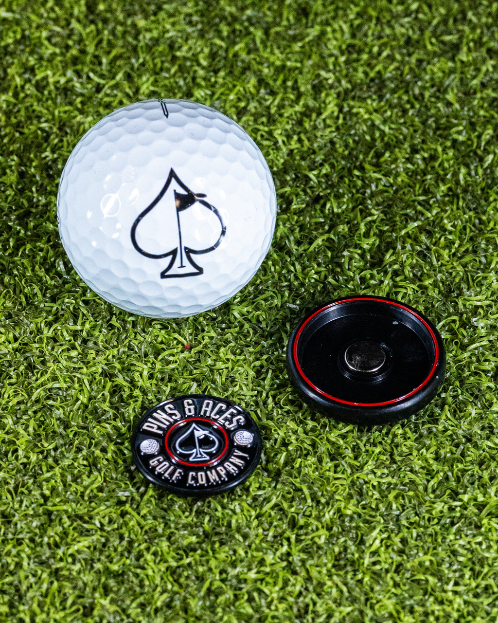 BM.Pop Out Medallion Ball Marker - Black