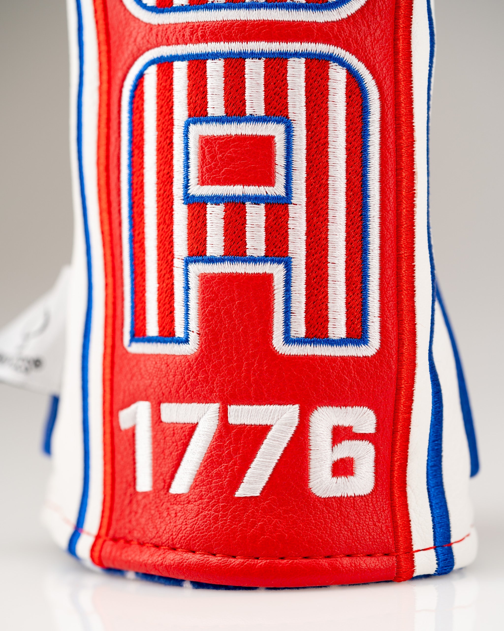 3.USA Tribute 2.0 - Hybrid Cover